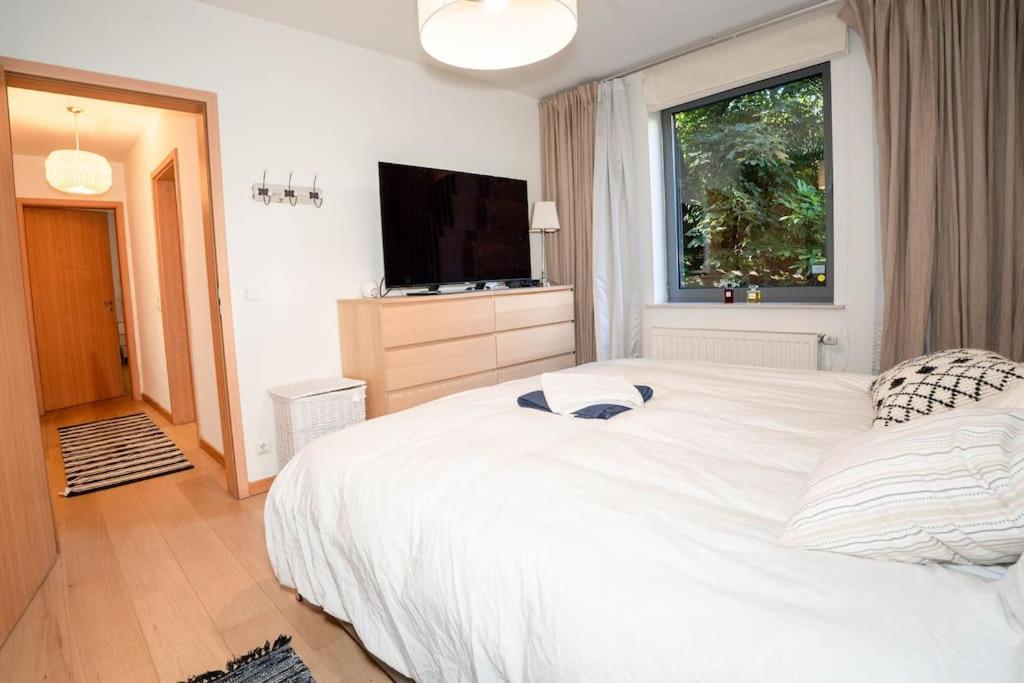 Appartement Tres Lumineux De 120M2 Bryssel Exteriör bild